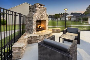 Outdoor fireplace